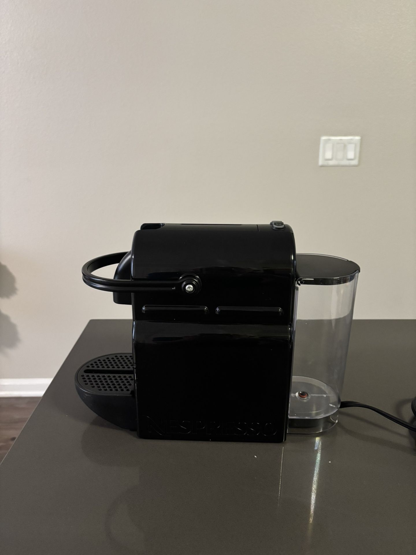 Nespresso Type D40 Inissia Espresso Coffee Maker Black