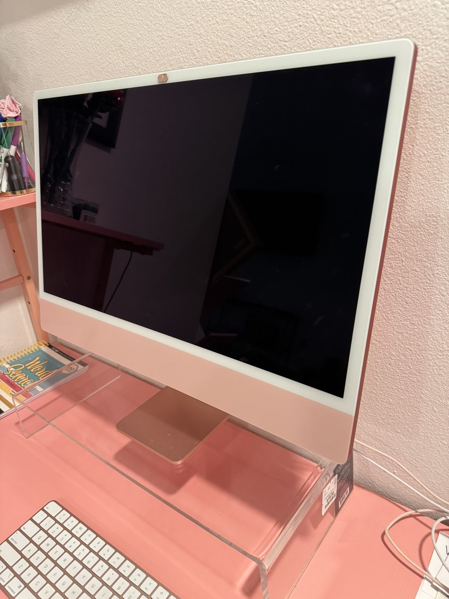iMac 2023