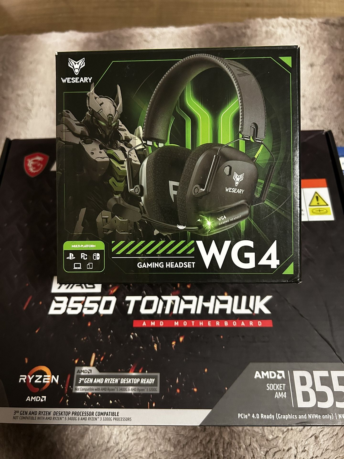Wireless Gaming Headset – WESEARY WG4 (PC/PS4/Xbox/Switch Compatible)
