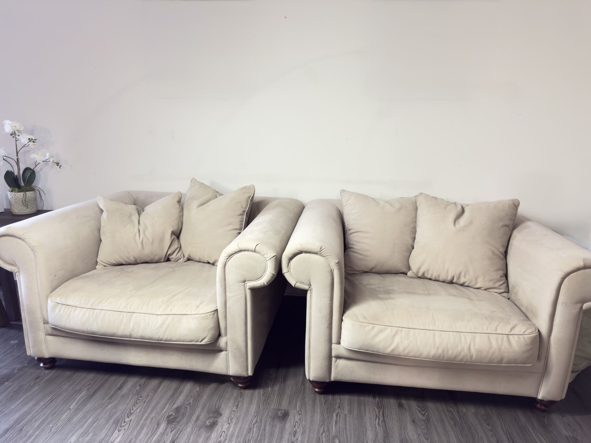 Oversized Beige Armchairs (Set of 2) – Comfy & Stylish