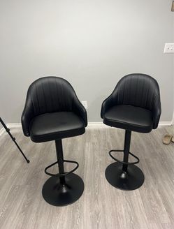 Gently used Barstools