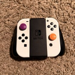 White Joy Con Pair