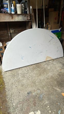 Folding 6 foot table