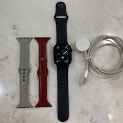 Apple Watch Series 8 41mm GPS Midnight Aluminum Decent Condition 