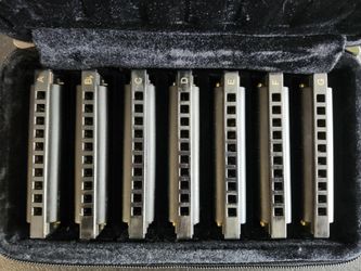 Harmonica Set