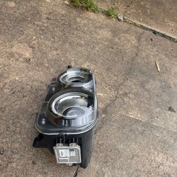 2020 Challenger Headlight Xenon 
