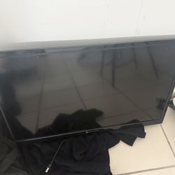 35 Inch TV Elements