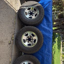 265/70/16