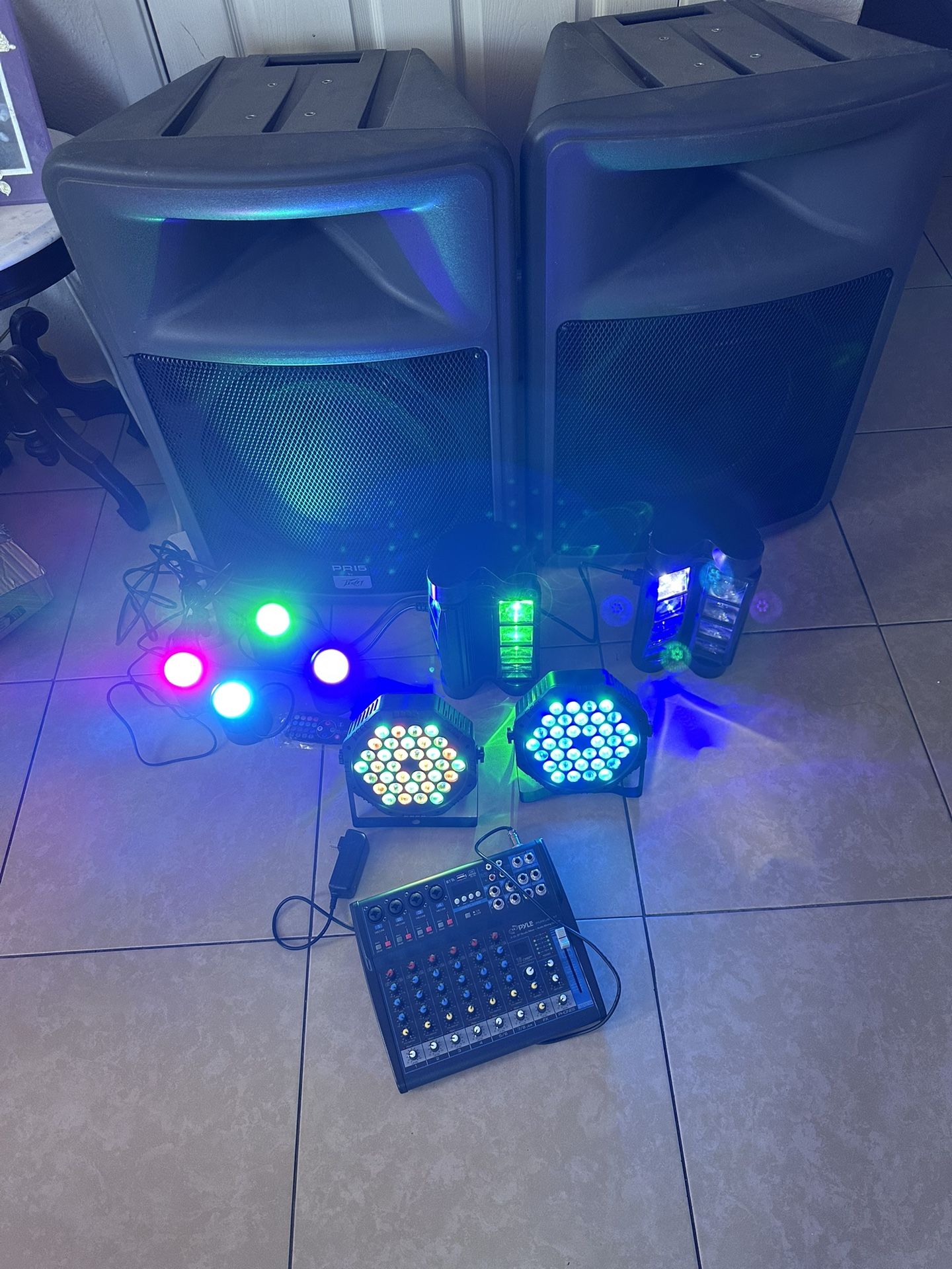 Speakers ,lights and Mixer