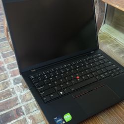 Lenovo ThinkPad X1 Carbon 10th Gen. FHD+ TOUCH i5-1245U 16GB 512GB SSD Wty. 2026