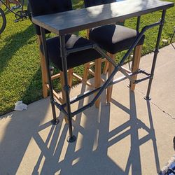 Barra De Dos Bancos En Buenas Condiciones