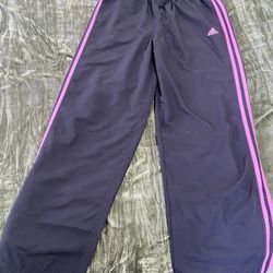 Adidas Woman’s Baggy Sweatpants 