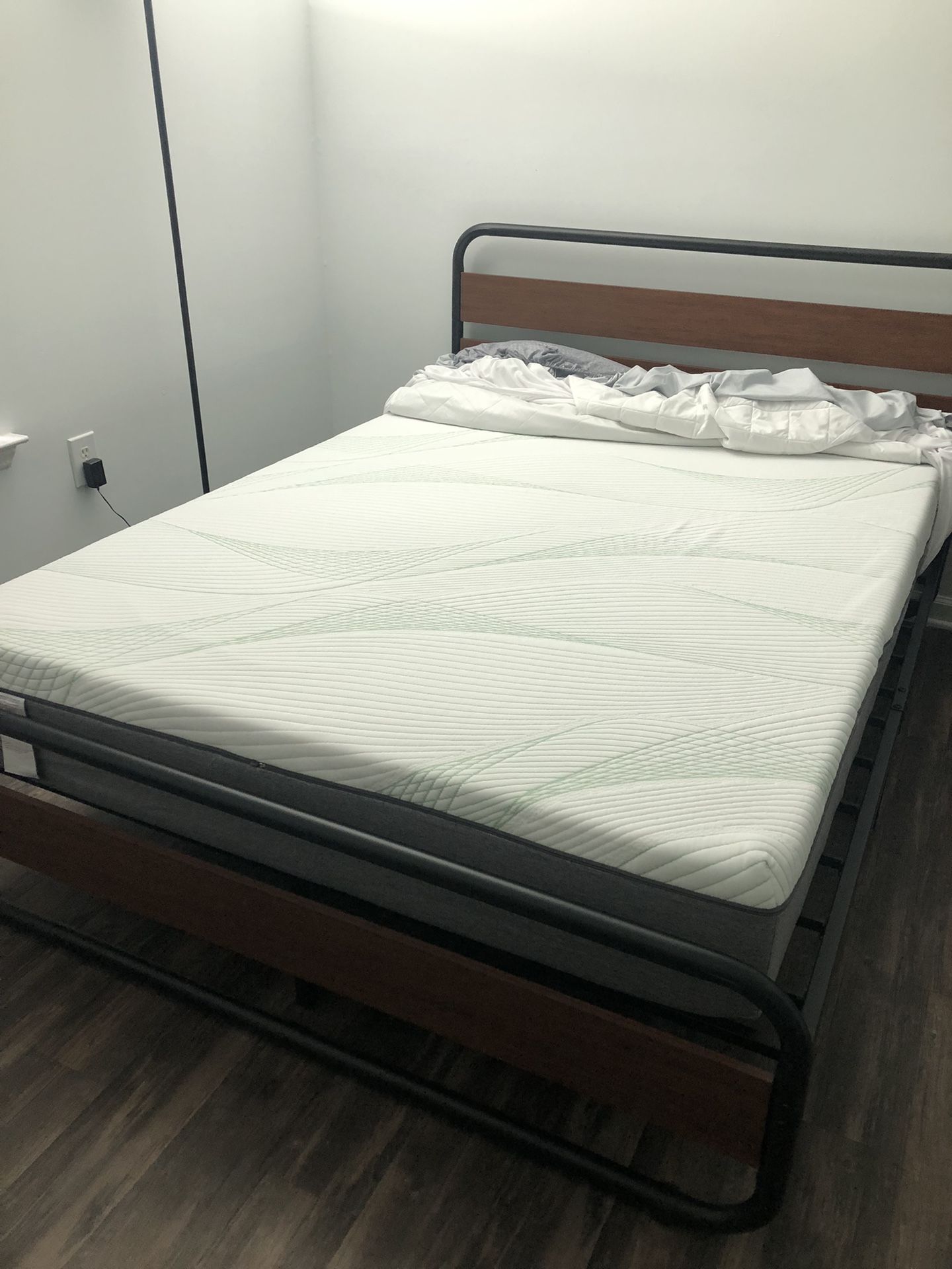 Memory Foam Queen Size Mattress