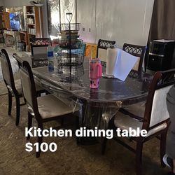 Dining Table With Leaf And 6 Chairs