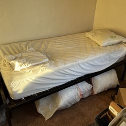 Twin Mattress With Metal Bed frame