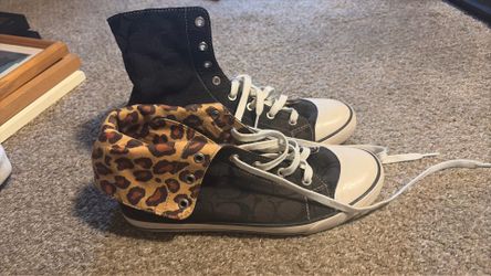Women’s shoes