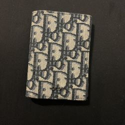 Dior wallet