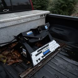 Rease 20k 5th Wheel Plate 