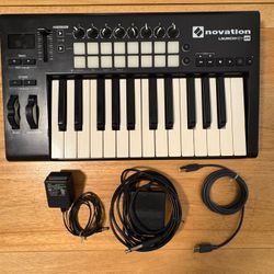 Notation Launchkey25 MIDI controller & Keyboard (Used) 