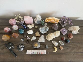 Large Crystal, Stone & Mineral Decor Collection – One Lot