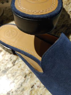 Tory Burch Carlotta BlUE Suede Leather Mule Loafers Slides Shoes Size US 5  PREOWNED Tory Burch for Sale in Glendale, AZ - OfferUp