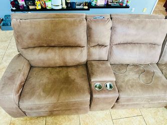 Reclining Sofa with Center Console