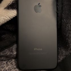 iPhone 7 unlocked 32 GB