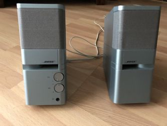 BOSE MediaMate Ice Blue Computer Bookshelf Desk Speakers Model 262885 RS