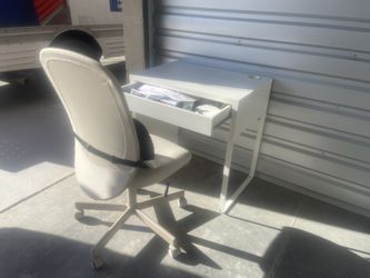 Chair N Desk