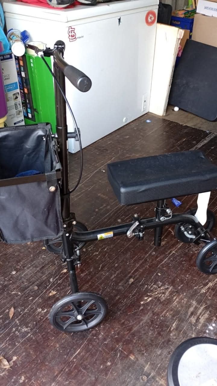 Knee Scooter