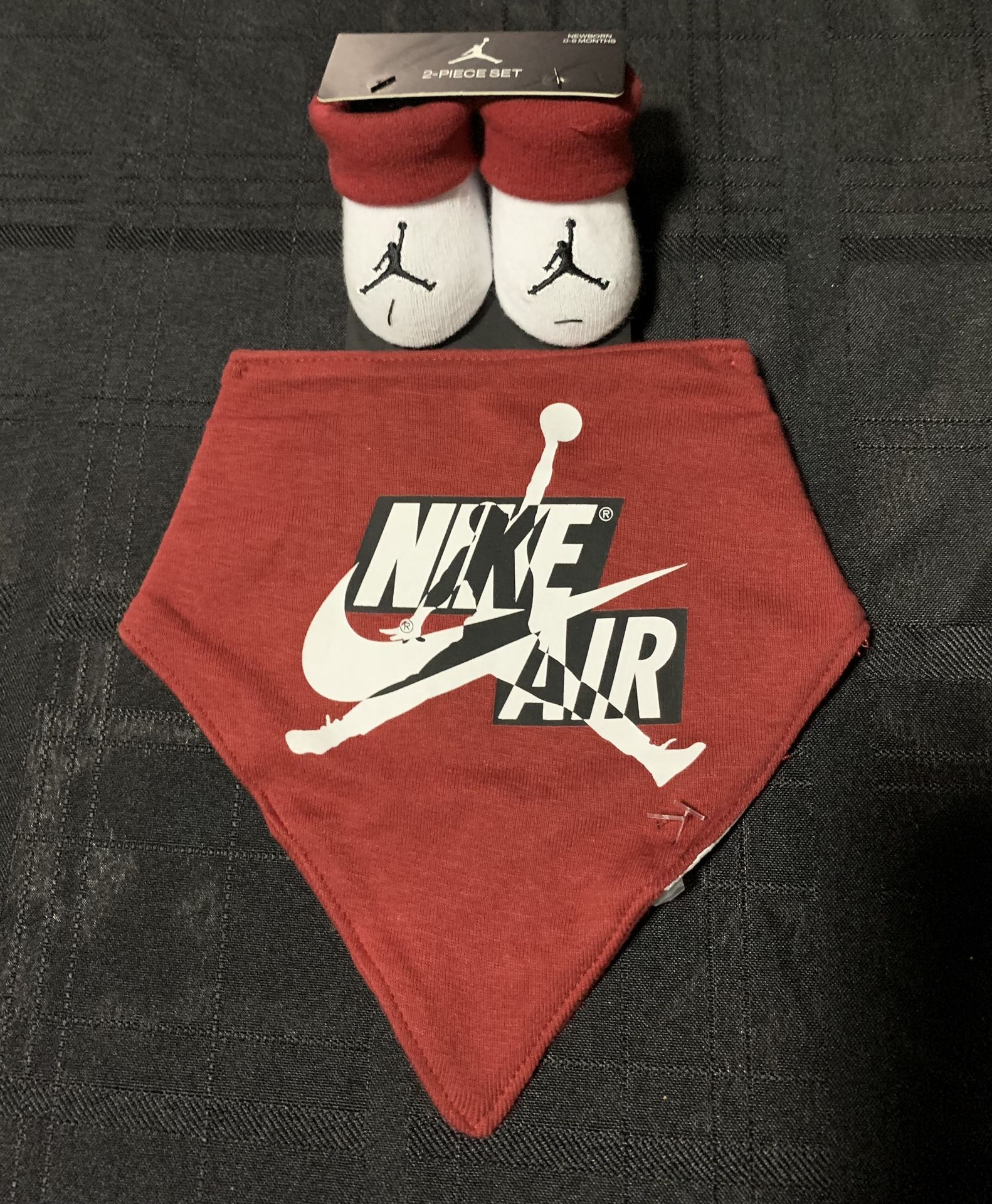 New Nike Air Jordan socks and bib set - fits newborn, 3 month and 6 month