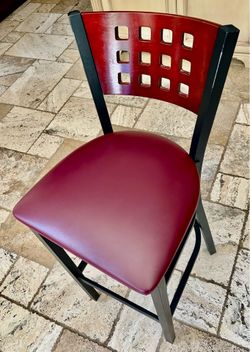 4 Bar Stools with Red Leather Seat and Wooden Back