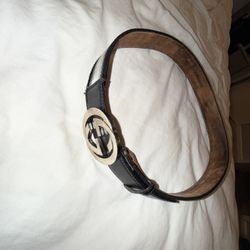Gucci Interlocking GG Leather Belt, size 100/40