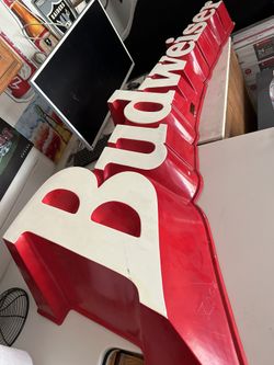 Budweiser sign 3-D