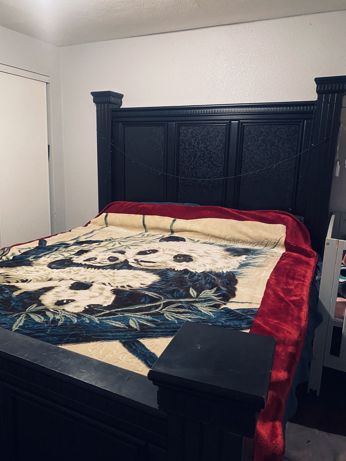 5 Pc Bedroom Set