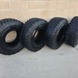 35 12.50 15 Cooper discovery mud terrain