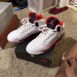 Jordan 5, size 7.5men