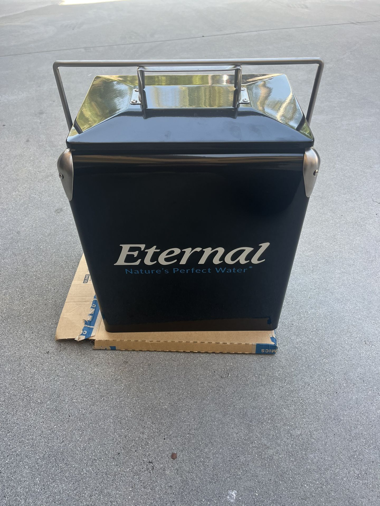‘Eternal Water’ Logo’d Yeti Cooler