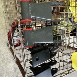 C10 Rear Drop Shackles