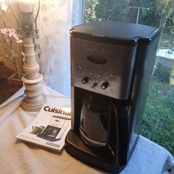Cuisinart DCC-1200 12-Cup Programmable Coffee Maker Lightly Used