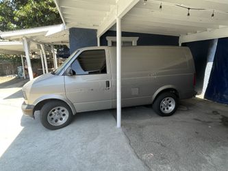 2004 Chevrolet Astro Commercial