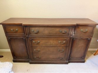 Buffet/Sideboard