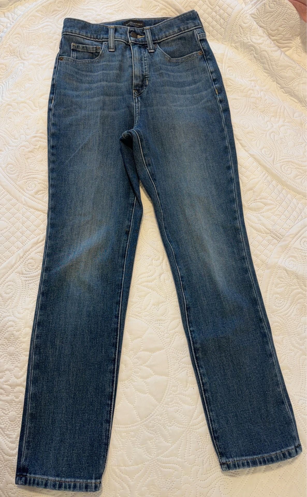 Banana Republic Ultra High Rise Slim Jeans Petite 25P Medium Wash
