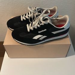 Black Reebok Sneakers Women’s Size 8