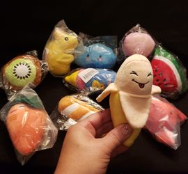 🔥 DIABLA'z - NEW UNUSED - 10 Dog Puppy Plush Squeeky Toys