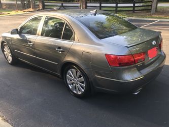 2010 Hyundai Sonata limited LOADED!