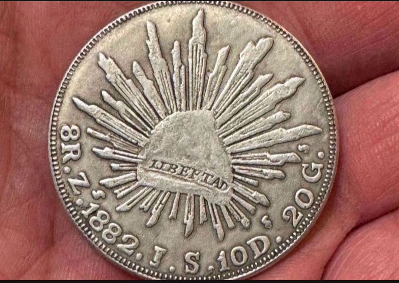 LOT OF 2 MEXICAN COINS