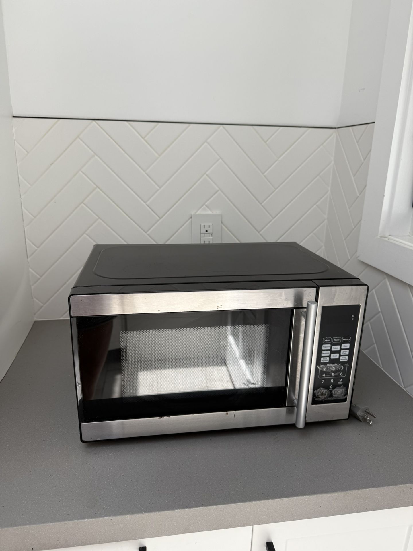 Black + Decker Microwave