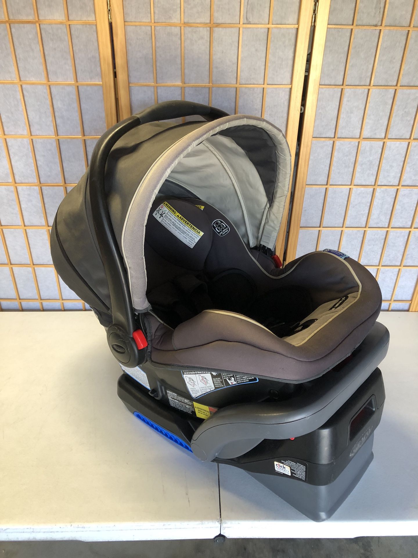 Graco Infant Car Seat And Base