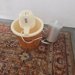 Ice Cream Maker